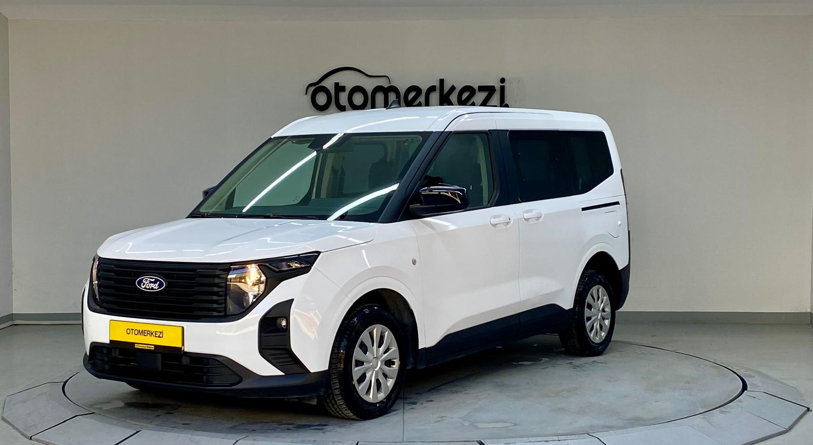 FORD TOURNEOCOURIER 1